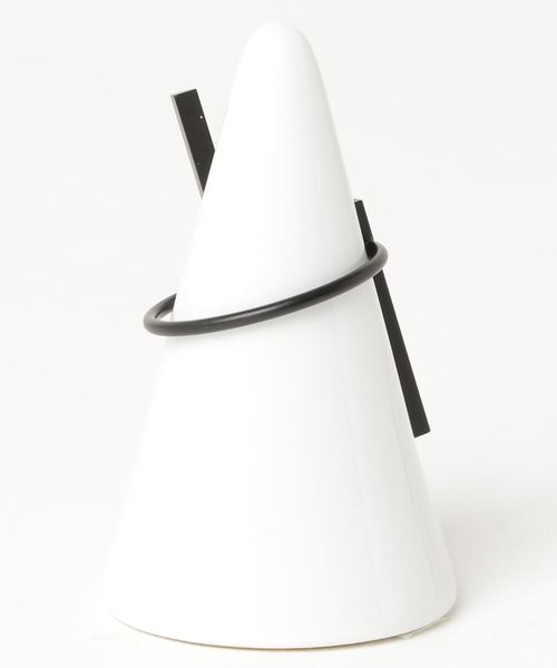 Fun & Daily（ファンアンドデイリー）の「F&D : ラインリング（リング・レディース・ブラック/シルバー/ゴールド・FREE）」の4枚目の写真