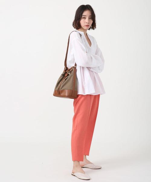 coen（コーエン）の「【WEB限定カラー】Vカットフラットミュール#（サンダル・レディース・ブラック/ライム/ナチュラル/ライラック/ブラウン/ベージュ・SMALL/LARGE/MEDIUM）」の18枚目の写真