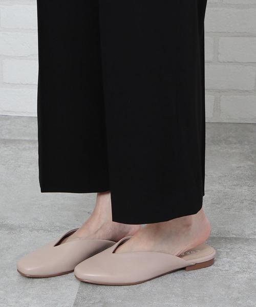 coen（コーエン）の「【WEB限定カラー】Vカットフラットミュール#（サンダル・レディース・ブラック/ライム/ナチュラル/ライラック/ブラウン/ベージュ・SMALL/LARGE/MEDIUM）」の15枚目の写真