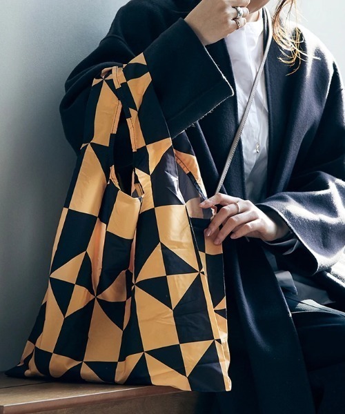 KIND BAG(カインドバッグ)の「〈KIND BAG/カインドバッグ〉プラスチック再生エコバッグ(エコバッグ/サブバッグ)」|ライトブラウン