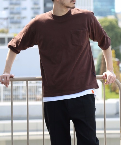 OUTDOOR PRODUCTS(アウトドアプロダクツ)の「【OUTDOOR PRODUCTS/アウトドアプロダクツ】肉厚でヘタらないヘビロテ確実Tシャツ ボックスシルエット ユニセックスサイジング ポケット付き ヘビーウェイト5分袖Tシャツカットソー(Tシャツ/カットソー・メンズ・チャコールグレー/ブルー系その他/ダークベージュ/アイボリー/ブラウン・SMALL/MEDIUM/LARGE/X-LARGE)」の21枚目の写真
