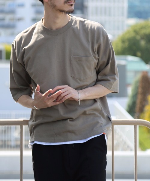 OUTDOOR PRODUCTS(アウトドアプロダクツ)の「【OUTDOOR PRODUCTS/アウトドアプロダクツ】肉厚でヘタらないヘビロテ確実Tシャツ ボックスシルエット ユニセックスサイジング ポケット付き ヘビーウェイト5分袖Tシャツカットソー(Tシャツ/カットソー・メンズ・チャコールグレー/ブルー系その他/ダークベージュ/アイボリー/ブラウン・SMALL/MEDIUM/LARGE/X-LARGE)」の15枚目の写真