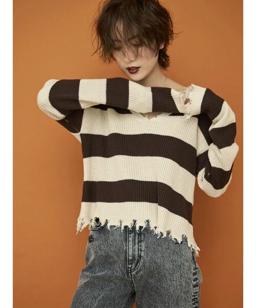 GYDA（ジェイダ）の「VネックグラインダーニットTOPS（ニット/セーター・レディース・ブラック/ブラウン/ベージュ・FREE）」の8枚目の写真