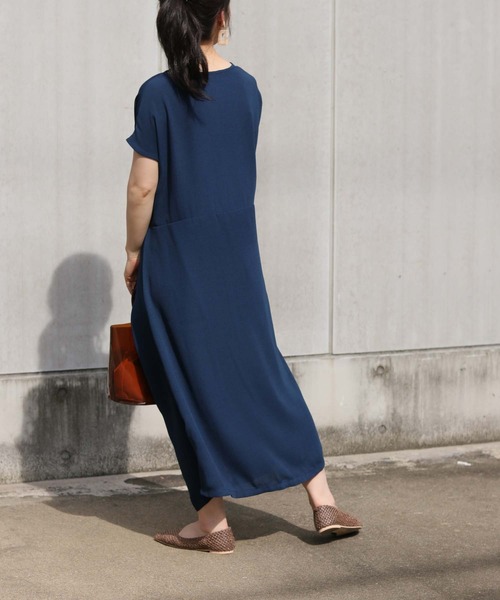 vingtrois（バントロア）の「【vingtrois】フロントリボンシャツワンピース（ワンピース・レディース・オフホワイト/テラコッタ/ネイビー・M）」の17枚目の写真