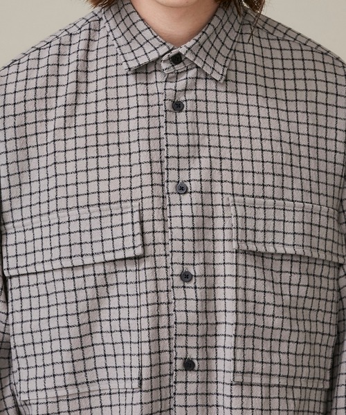 markaware(マーカウェア)の「【markaware/marka】FLAP POCKET SHIRT/M20C-08SH01C(シャツ/ブラウス・メンズ・ブラック/グレイッシュベージュ・1/2)」の6枚目の写真