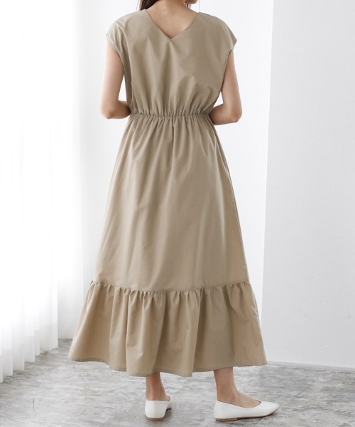 キーネックフレア切り替えワンピース
