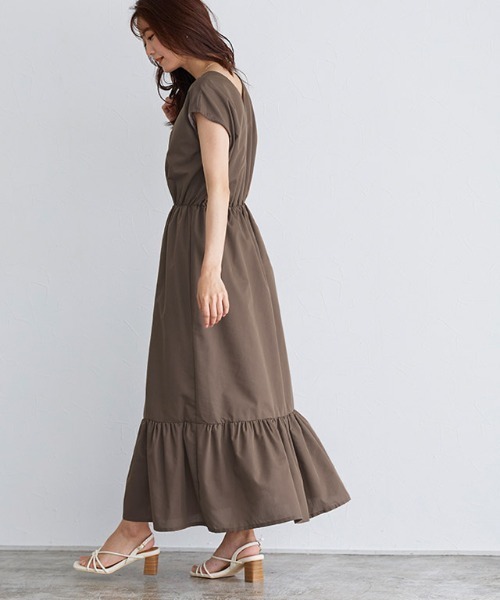 キーネックフレア切り替えワンピース