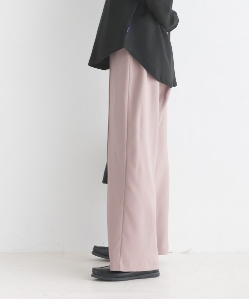 OMNES Another Edition(オムネス アナザーエディション)の「ストレッチカチオン センタープレスセミワイドパンツ(その他パンツ・レディース・ブラック/ブラウン/ベージュ/ピンクベージュ・FREE)」の16枚目の写真