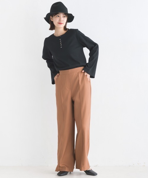 OMNES Another Edition(オムネス アナザーエディション)の「ストレッチカチオン センタープレスセミワイドパンツ(その他パンツ・レディース・ブラック/ブラウン/ベージュ/ピンクベージュ・FREE)」の9枚目の写真