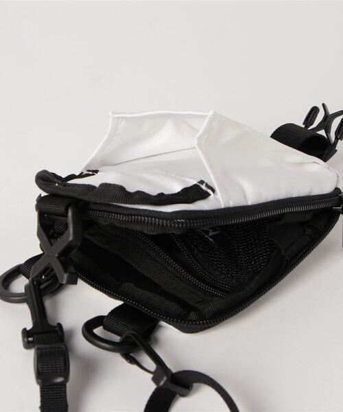 MEI（メイ）の「MEI 20 OLD BASIC 1/3MILE(ST)（ショルダーバッグ・レディース・レッド/グレー/グリーン/カーキ/ブラウン/ホワイト/ピンク/ターコイズブルー/イエロー/ネイビー/オレンジ/ベージュ/ブラック・FREE）」の16枚目の写真