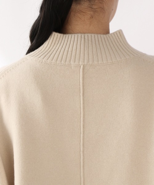 LOWRYS FARM(ローリーズファーム)の「ショートハイネックプルオーバーLS 920957(ニット/セーター・レディース・ブラック/グレー/グリーン/アイボリー/イエロー/ライトグリーン・FREE)」の13枚目の写真