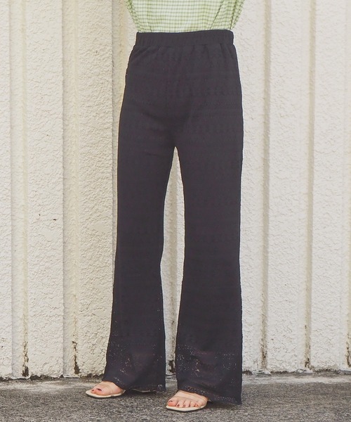 tiptop(ティップトップ)の「2021SS 総レースフレアパンツ(その他パンツ・レディース・ブラック/サックスブルー/ライトグリーン/アイボリー・FREE)」の5枚目の写真