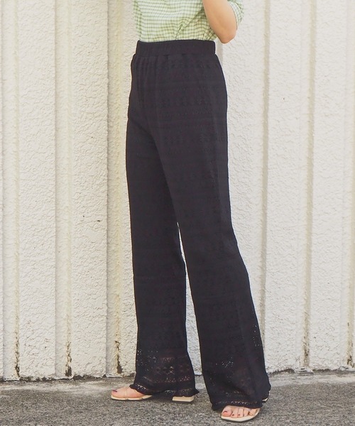 tiptop(ティップトップ)の「2021SS 総レースフレアパンツ(その他パンツ・レディース・ブラック/サックスブルー/ライトグリーン/アイボリー・FREE)」の9枚目の写真