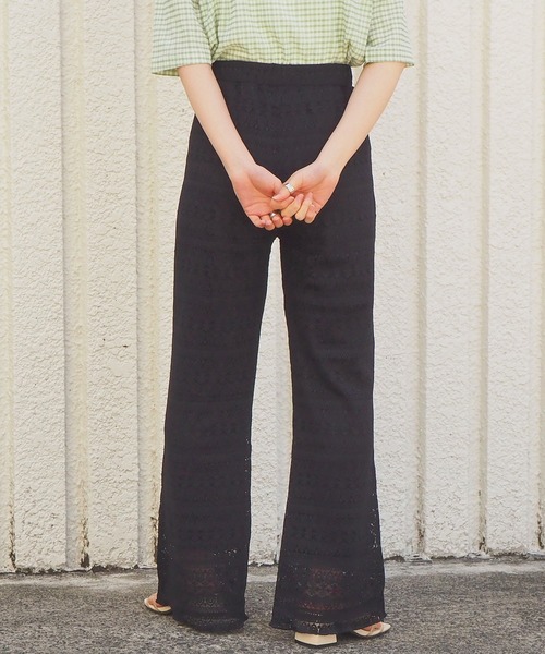 tiptop(ティップトップ)の「2021SS 総レースフレアパンツ(その他パンツ・レディース・ブラック/サックスブルー/ライトグリーン/アイボリー・FREE)」の14枚目の写真