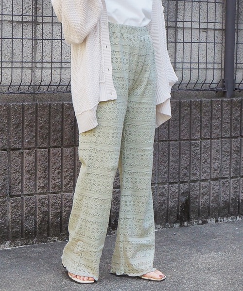 tiptop(ティップトップ)の「2021SS 総レースフレアパンツ(その他パンツ・レディース・ブラック/サックスブルー/ライトグリーン/アイボリー・FREE)」の13枚目の写真