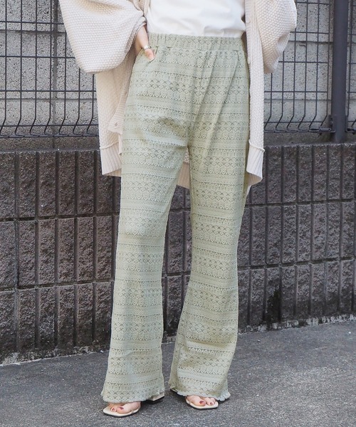 tiptop(ティップトップ)の「2021SS 総レースフレアパンツ(その他パンツ・レディース・ブラック/サックスブルー/ライトグリーン/アイボリー・FREE)」の17枚目の写真