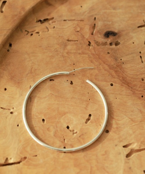 TODAYFUL（トゥデイフル）の「TODAYFUL　Thin Hoop Pierce シンフープピアス/12990902（ピアス（両耳用）・レディース・シルバー/ゴールド・ONE SIZE）」の7枚目の写真