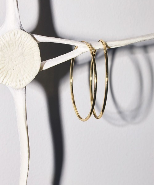 TODAYFUL（トゥデイフル）の「TODAYFUL　Thin Hoop Pierce シンフープピアス/12990902（ピアス（両耳用）・レディース・シルバー/ゴールド・ONE SIZE）」の11枚目の写真