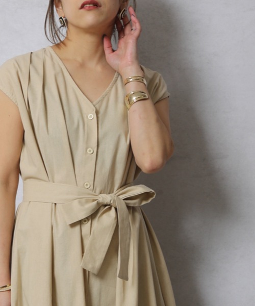 ap retro(アプレトロ)の「ウエストマークフレンチスリーブロングワンピース【ZOZOTOWN限定商品】(ワンピース・レディース・ベージュ/ブラック/ネイビー系/グリーン・FREE)」の2枚目の写真