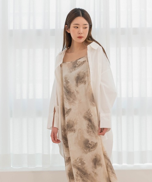 UNE MANSION（ユヌマンション）の「タイダイ柄キャミロングワンピース（シャツワンピース・レディース・ベージュ/グレー・FREE）」の9枚目の写真