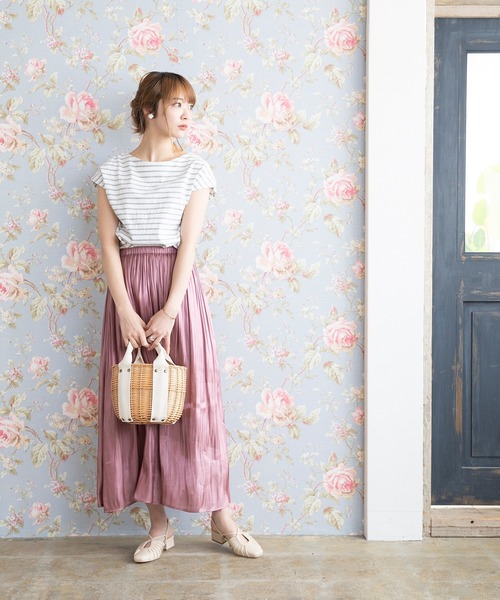 menue(メヌエ)の「シャーリングクロスストラップパンプス(サンダル・レディース・アイボリー/ブラック/ベージュ系その他/パイソン・XS/S/M/L/LL/3L)」の5枚目の写真