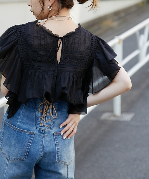 Chico（チコ）の「ピンタック肩フリルシアーブラウス（シャツ/ブラウス・レディース・ホワイト/ブラック/パープル/ピンク・FREE）」の10枚目の写真