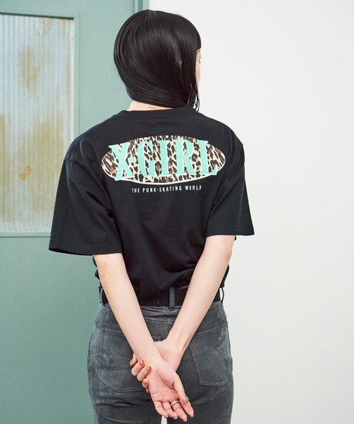 X-girl（エックスガール）の「LEOPARD OVAL LOGO S/S TEE（Tシャツ/カットソー・レディース・ブラック/ライトパープル/ホワイト/ベージュ・M/S/XL/L）」の3枚目の写真