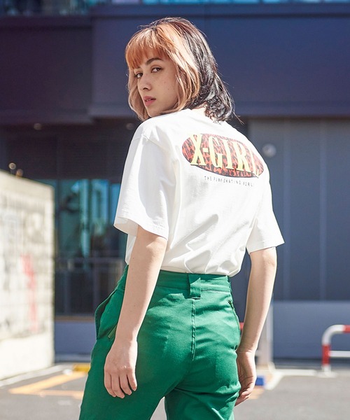 X-girl（エックスガール）の「LEOPARD OVAL LOGO S/S TEE（Tシャツ/カットソー・レディース・ブラック/ライトパープル/ホワイト/ベージュ・M/S/XL/L）」の19枚目の写真