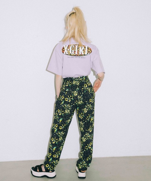 X-girl（エックスガール）の「LEOPARD OVAL LOGO S/S TEE（Tシャツ/カットソー・レディース・ブラック/ライトパープル/ホワイト/ベージュ・M/S/XL/L）」の6枚目の写真