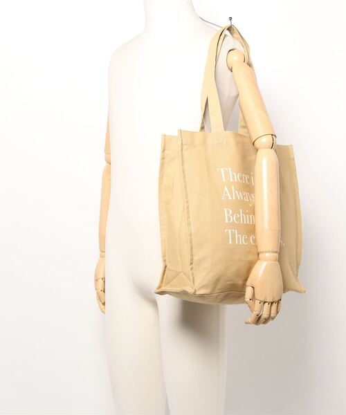 ehka sopo(エヘカソポ)の「キャンバスロゴスクエアトートバッグ(トートバッグ・レディース・ラベンダー/キナリ/キャメル・フリ-)」の7枚目の写真