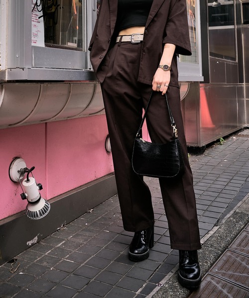 PUBLUX（パブリュクス）の「【PUBLUX/パブリュクス×ベルエポック】　センタープレスワイドパンツ/ユニセックス（スラックス・メンズ・ブルー/オリーブ/ブラウン/ブラック/ホワイト・MEDIUM/SMALL/LARGE）」の17枚目の写真