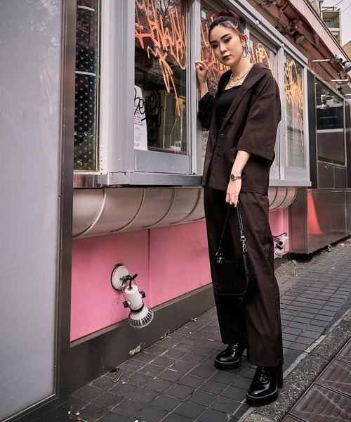 PUBLUX（パブリュクス）の「【PUBLUX/パブリュクス×ベルエポック】　センタープレスワイドパンツ/ユニセックス（スラックス・メンズ・ブルー/オリーブ/ブラウン/ブラック/ホワイト・MEDIUM/SMALL/LARGE）」の15枚目の写真