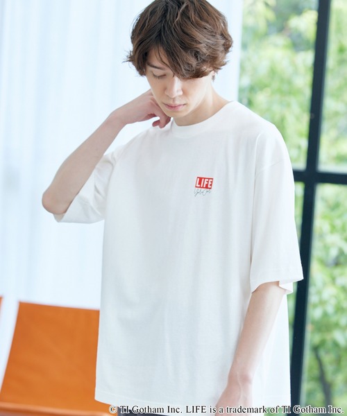 LIFE（ライフ）の「LIFE/ライフ 別注コラボ オーバーサイズ アソートフォトプリント半袖カットソー（Tシャツ/カットソー・メンズ・ホワイト系その他3/ブラック系その他2/ブラック系その他3/ブラック系その他/ホワイト系その他2/ホワイト系その他・M/L）」の7枚目の写真