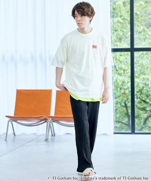 LIFE（ライフ）の「LIFE/ライフ 別注コラボ オーバーサイズ アソートフォトプリント半袖カットソー（Tシャツ/カットソー・メンズ・ホワイト系その他3/ブラック系その他2/ブラック系その他3/ブラック系その他/ホワイト系その他2/ホワイト系その他・M/L）」の13枚目の写真