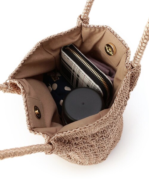 pink adobe(ピンクアドベ)の「◆つまみショルダーニットバッグ(ショルダーバッグ・レディース・ブラック/グレー/シルバー/グリーン/アイボリー/ブロンズ・00)」の14枚目の写真