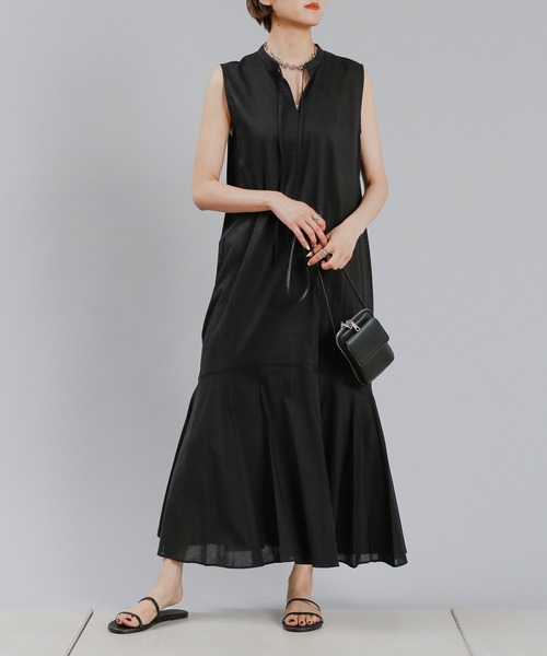 DouDou(ドゥドゥ)の「【WEB限定】裾フレアマキシワンピース(ワンピース・レディース・ブラック/オフホワイト/カーキ・FREE)」の3枚目の写真