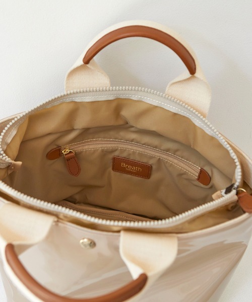 TOPKAPI（トプカピ）の「エナメル ミニトートバッグ GEL ジェル プレーン M（トートバッグ・レディース・ブラック/ライトベージュ・FREE）」の15枚目の写真