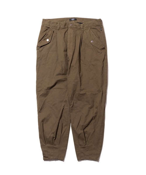 glamb ヘムタックワークパンツ　完売商品 glamb（グラム）の「Hem tuck work pants / ヘムタックワークパンツ