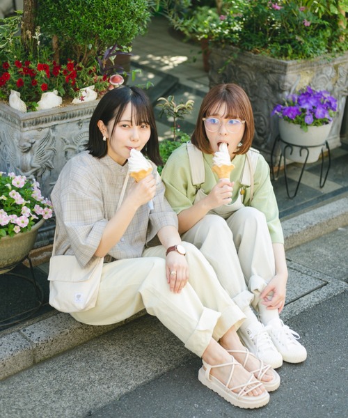 nemne store（ネンネストア）の「あの子の古着っぽオーバーオール（サロペット/オーバーオール・レディース・グレー/インディゴブルー/ミント/アイボリー/ブラック/ベージュ/ブルーグリーン/カーキ・MEDIUM/SMALL）」の19枚目の写真