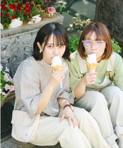 nemne store（ネンネストア）の「あの子の古着っぽオーバーオール（サロペット/オーバーオール・レディース・グレー/インディゴブルー/ミント/アイボリー/ブラック/ベージュ/ブルーグリーン/カーキ・MEDIUM/SMALL）」の20枚目の写真