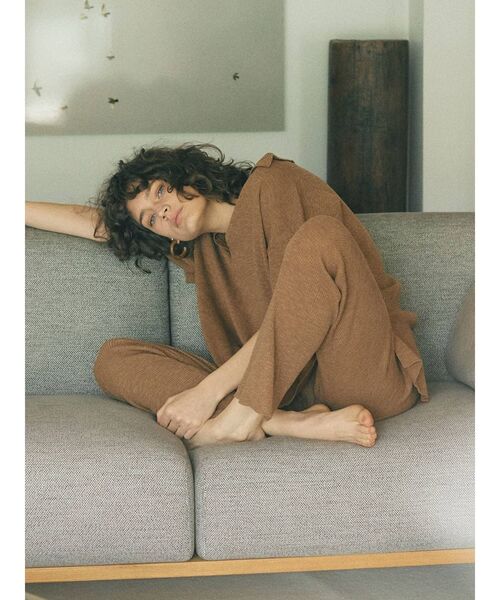 Ungrid(アングリッド)の「ハーフスリーブ襟ニット(ニット/セーター・レディース・ブラック/アイボリー/ブラウン・FREE)」の12枚目の写真