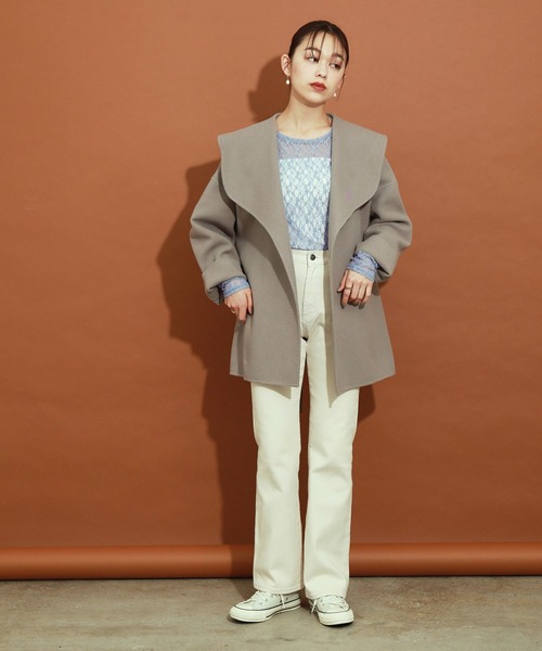 MADEMOISELLE ROPE'(マドモアゼル ロペ)の「<春まで使える>ストレッチフラワーレースプルオーバー(Tシャツ/カットソー・レディース・ホワイト/ブラック/オフホワイト/ブルー系その他6・38)」の17枚目の写真