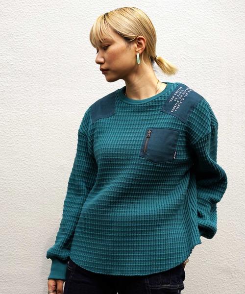 AVIREX（アヴィレックス）の「ビッグワッフル コンビプルオーバー/ BIG WAFFLE COMBI PULLOVER（Tシャツ/カットソー・レディース・オフホワイト/ブラウン/ブルー/マスタード・FREE）」の4枚目の写真