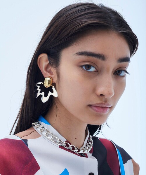 UNITED TOKYO(ユナイテッドトウキョウ)の「ミラージュモチーフイヤリング(イヤリング・レディース・その他2・FREE)」の5枚目の写真