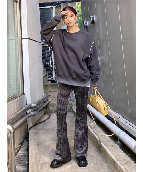 EMODA(エモダ)の「ダブルボタンフィットフレアパンツ(その他パンツ・レディース・ブラック/グレー/イエロー・SMALL/MEDIUM)」の16枚目の写真