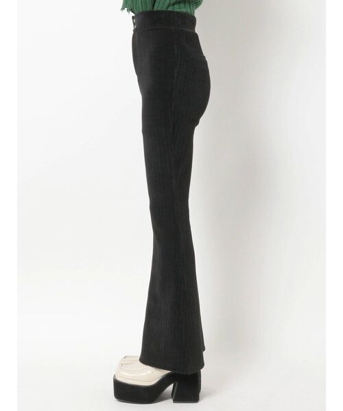 EMODA(エモダ)の「ダブルボタンフィットフレアパンツ(その他パンツ・レディース・ブラック/グレー/イエロー・SMALL/MEDIUM)」の15枚目の写真