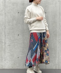 BEARDSLEY | コットン100％の ハイネック裏毛プルオーバー(Tシャツ/カットソー)