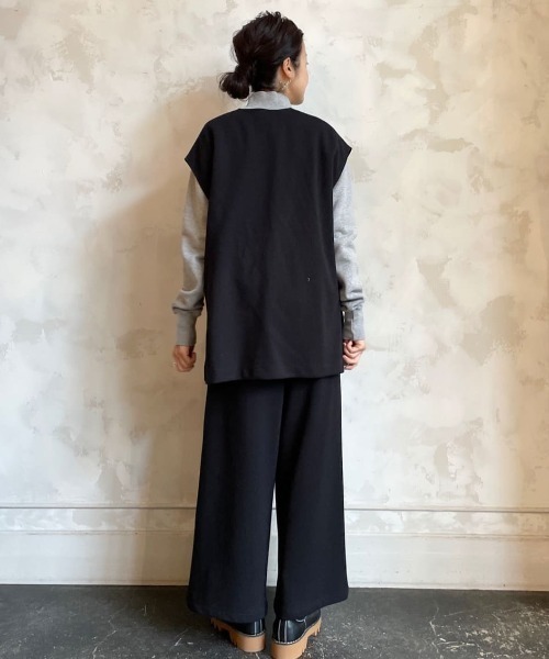 BEARDSLEY(ビアズリー)の「コットン100% ハイネック裏毛プルオーバー(Tシャツ/カットソー・レディース・ライトグレー/アイボリー・FREE)」の21枚目の写真