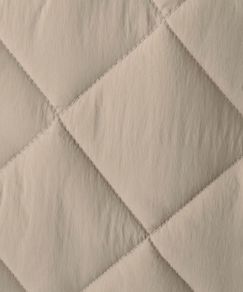 SOUP（スープ）の「◆【軽い・暖かい・キレイ見え】キルティングロングコート（大きいサイズあり・13号・15号）（その他アウター・レディース・ブラック/ベージュ/ネイビー・11/15 /13/09/07）」の21枚目の写真