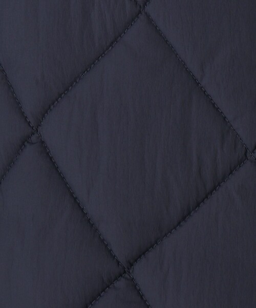 SOUP（スープ）の「◆【軽い・暖かい・キレイ見え】キルティングロングコート（大きいサイズあり・13号・15号）（その他アウター・レディース・ブラック/ベージュ/ネイビー・11/15 /13/09/07）」の4枚目の写真